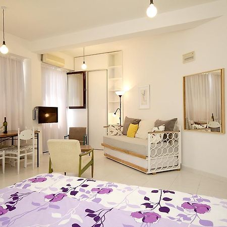 Rux De Luxe City Centre Bar Εξωτερικό φωτογραφία